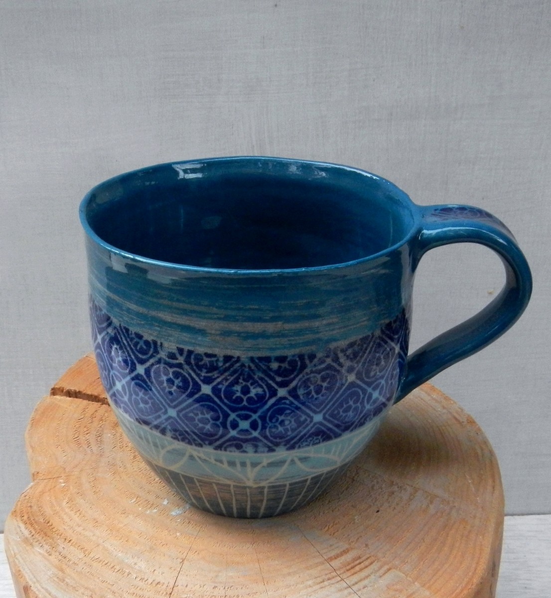 MUG 03