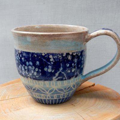 MUG 09