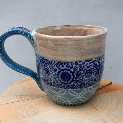 MUG 10