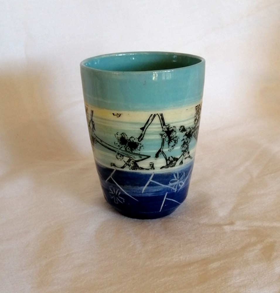 Mug08