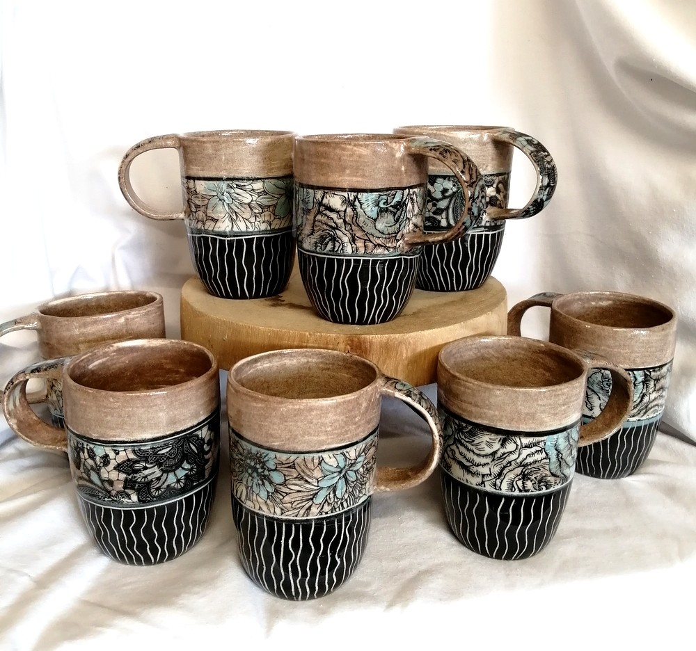 Mugs noir et ocre